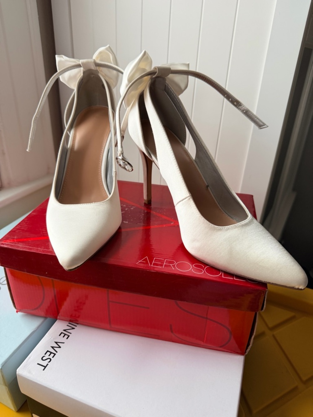 AEROSOLES Ivory Pointed-Toe Bow Tie Ankle Strap Stilettos